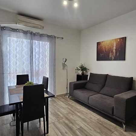 Apartamentos Sleep In Madrid Kültér fotó