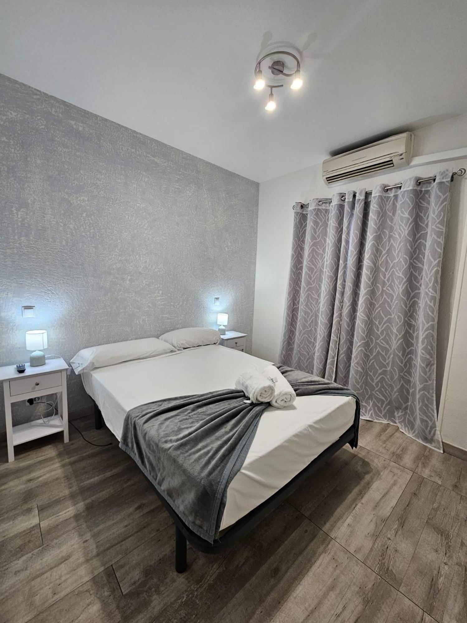 Apartamentos Sleep In Madrid Kültér fotó